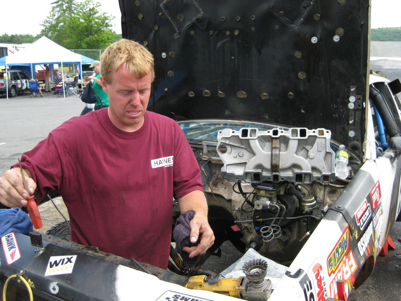 Illustration for article titled The 24 Hours Of LeMons New England 2009 Über Gallery, Part 4